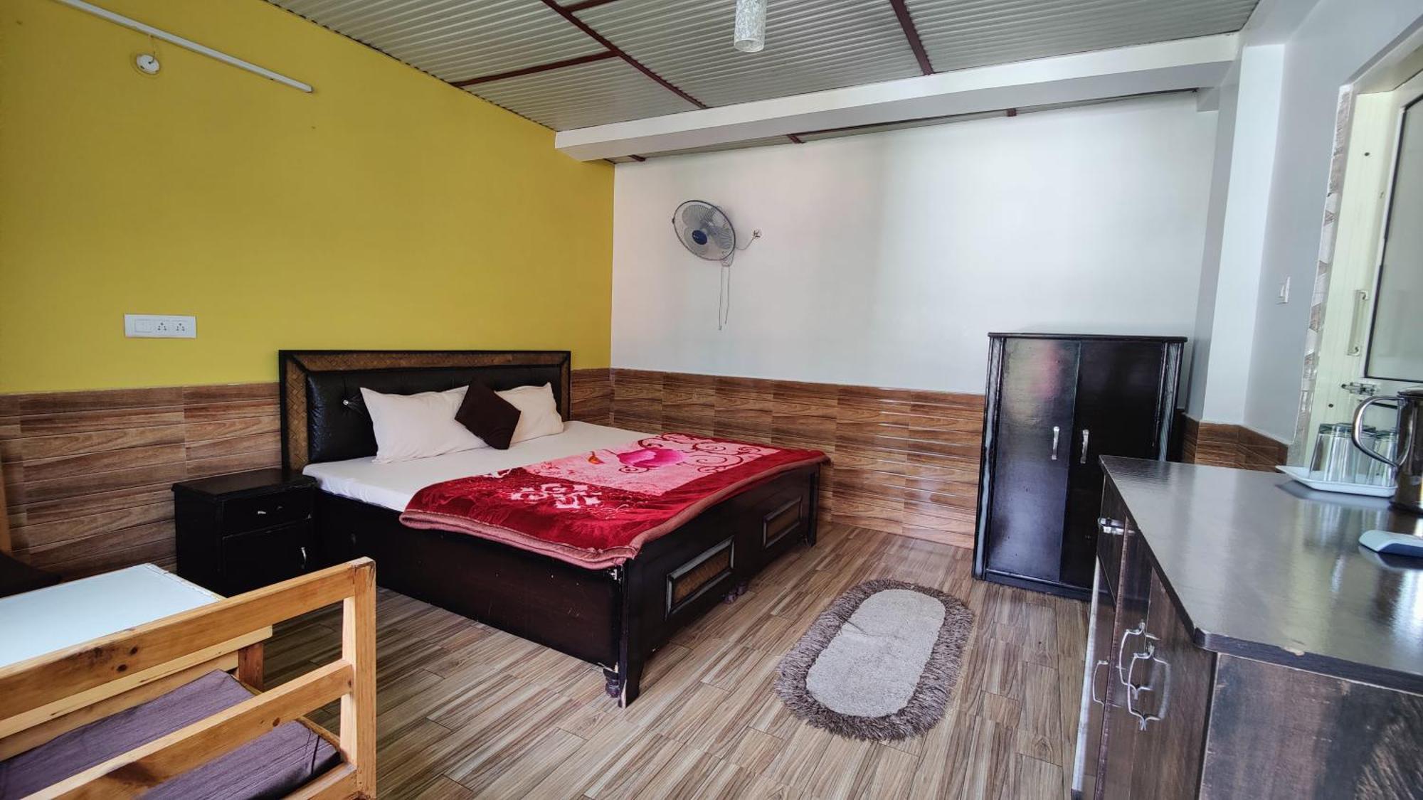 Sahaj Homestay Naddi Dharamshala Exterior photo